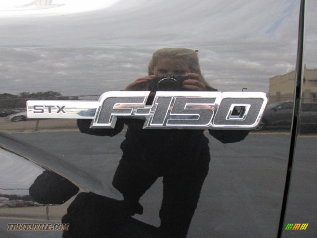 2014 F150 STX SuperCab - Tuxedo Black / Black photo #13