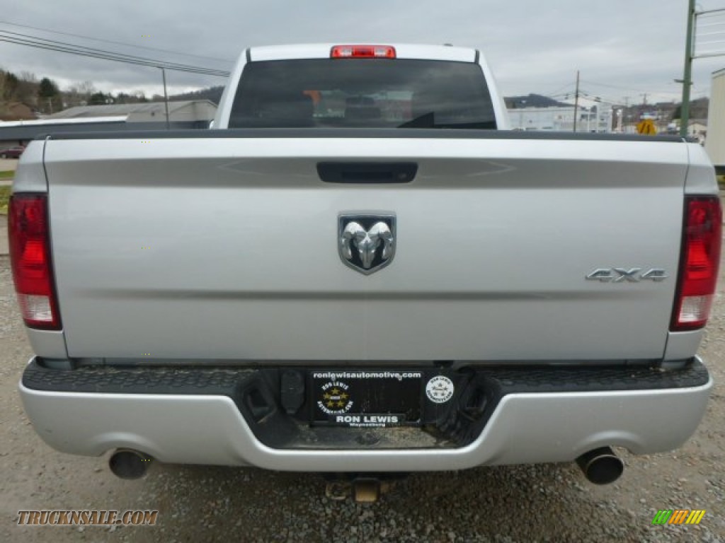 2012 Ram 1500 ST Quad Cab 4x4 - Bright Silver Metallic / Dark Slate Gray/Medium Graystone photo #4