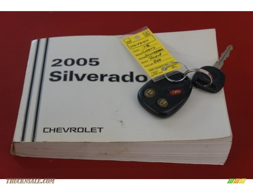 2005 Silverado 1500 Z71 Extended Cab 4x4 - Sport Red Metallic / Medium Gray photo #35