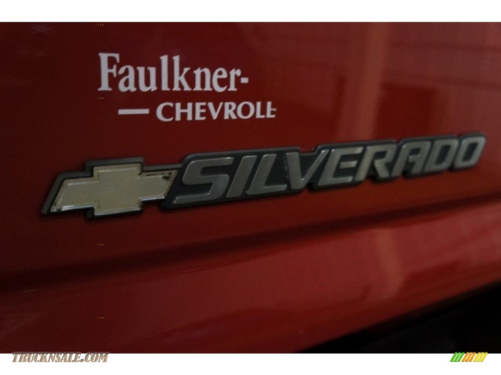2005 Silverado 1500 Z71 Extended Cab 4x4 - Sport Red Metallic / Medium Gray photo #69