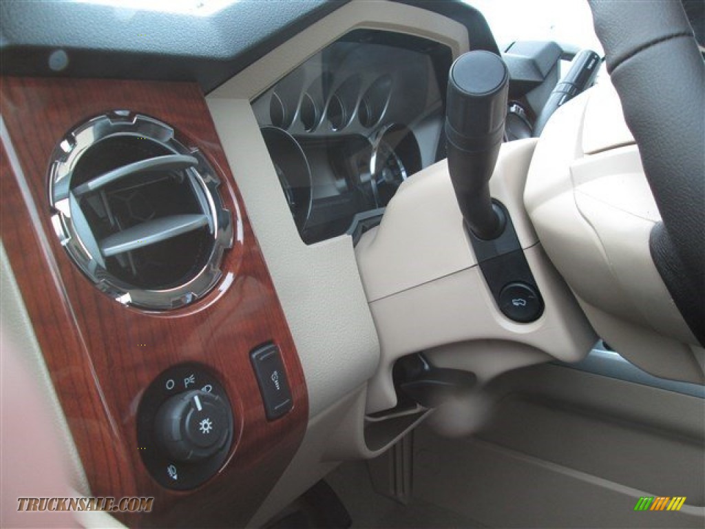 2015 F350 Super Duty Lariat Crew Cab 4x4 DRW - Ruby Red / King Ranch Mesa Antique Affect/Adobe photo #27