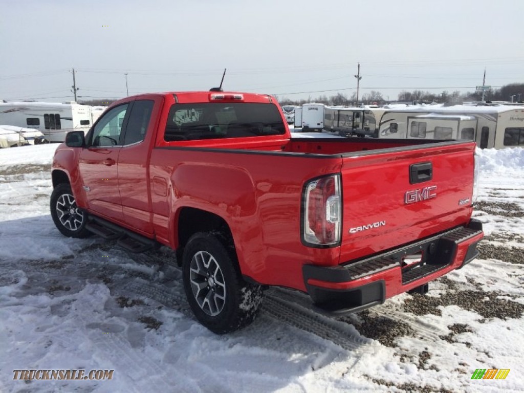 2015 Canyon SLE Extended Cab 4x4 - Cardinal Red / Jet Black/Cobalt Red photo #23