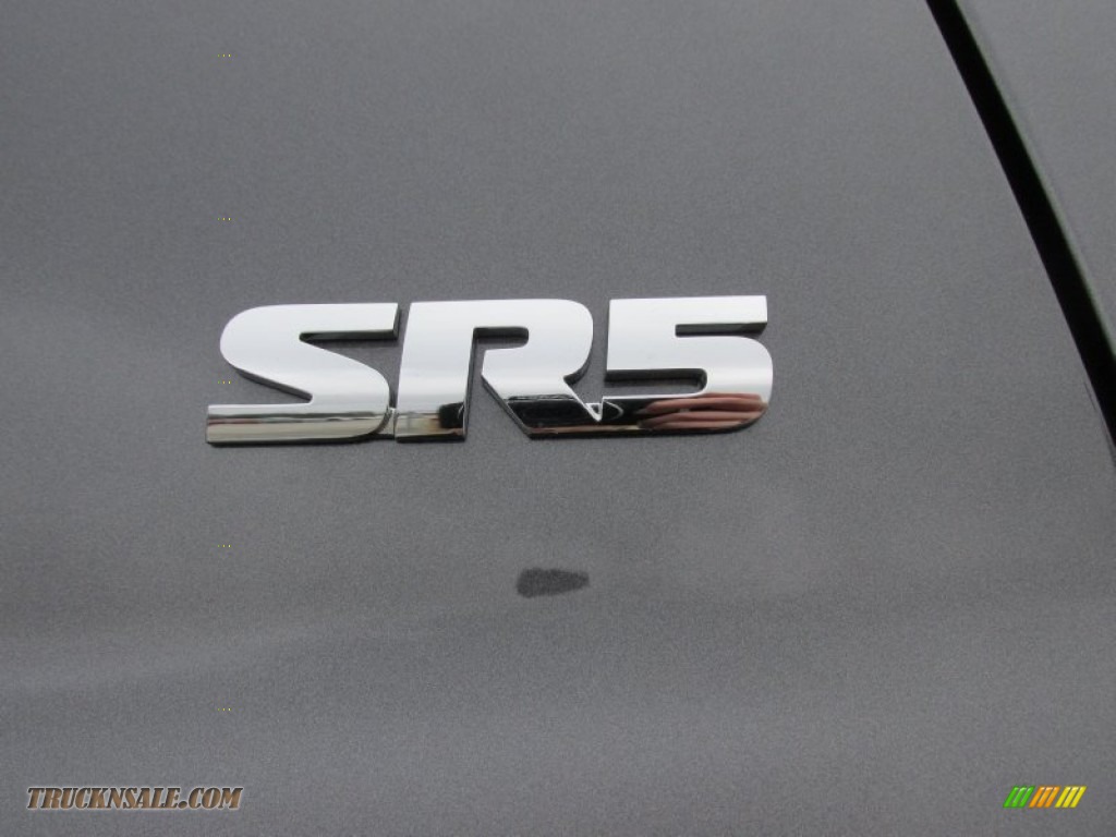 2015 Tundra SR5 Double Cab 4x4 - Magnetic Gray Metallic / Graphite photo #16