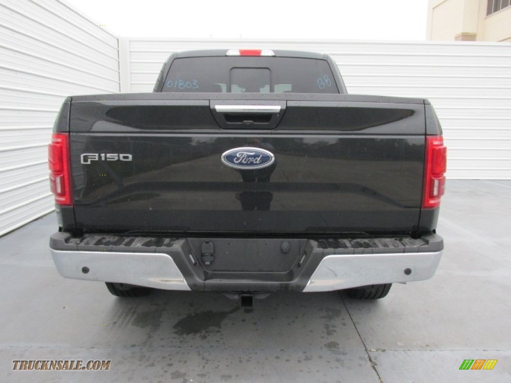 2015 F150 Lariat SuperCrew - Tuxedo Black Metallic / Black photo #5