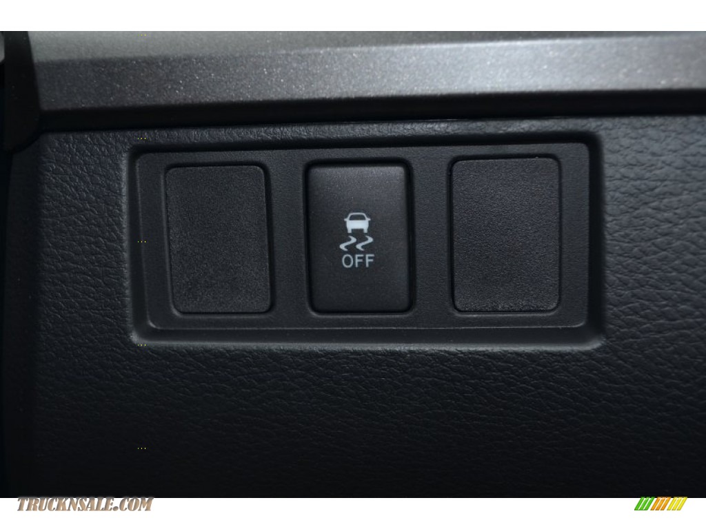 2014 Tundra SR5 Double Cab - Magnetic Gray Metallic / Black photo #24