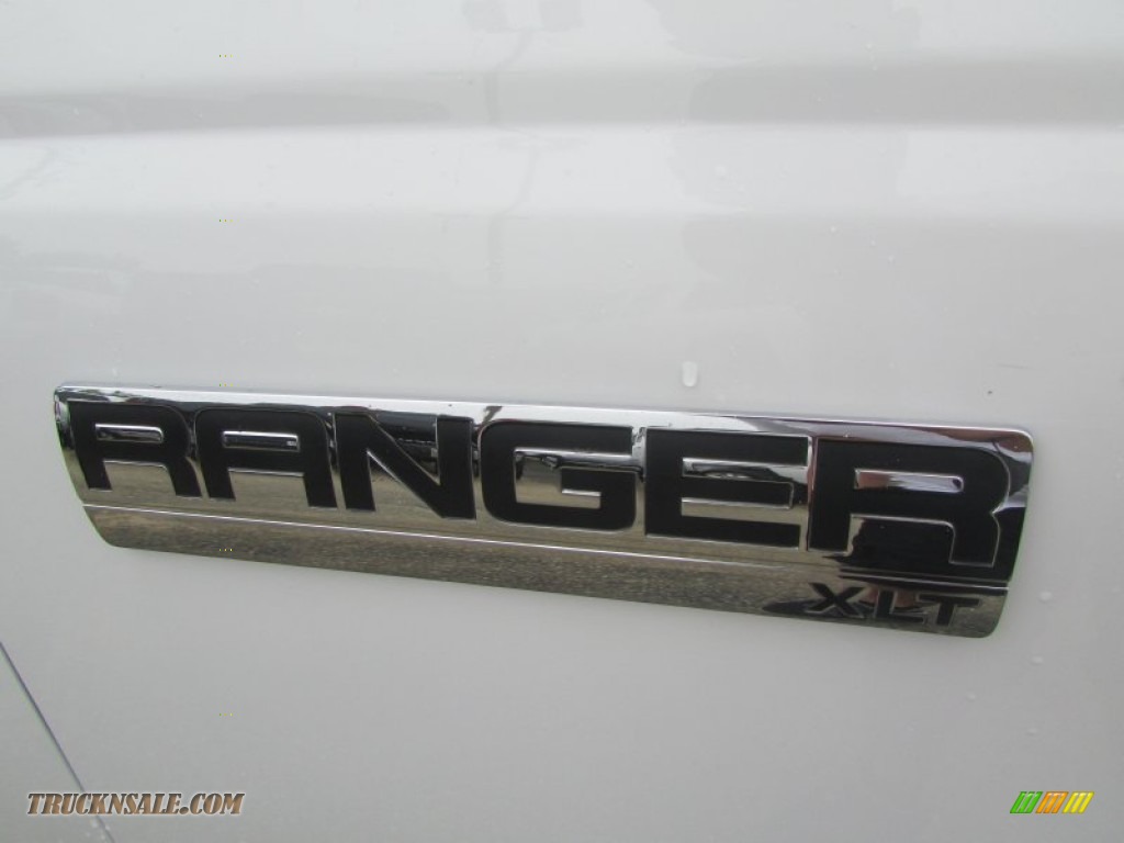 2011 Ranger XLT Regular Cab - Oxford White / Medium Dark Flint photo #39