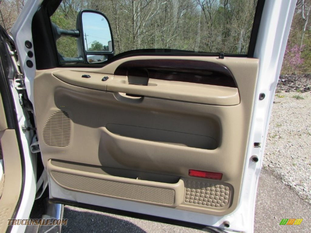 2007 F250 Super Duty King Ranch Crew Cab 4x4 - Oxford White Clearcoat / Castano Brown Leather photo #24