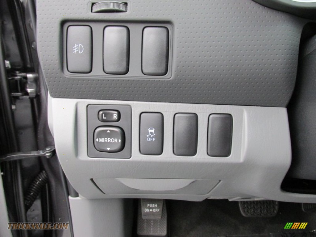 2015 Tacoma V6 PreRunner Double Cab - Magnetic Gray Metallic / Graphite photo #31