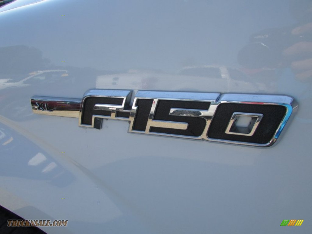 2012 F150 XL Regular Cab - Oxford White / Steel Gray photo #43