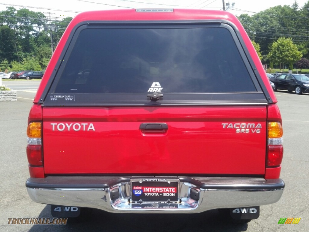 2004 Tacoma V6 Double Cab 4x4 - Radiant Red / Charcoal photo #5