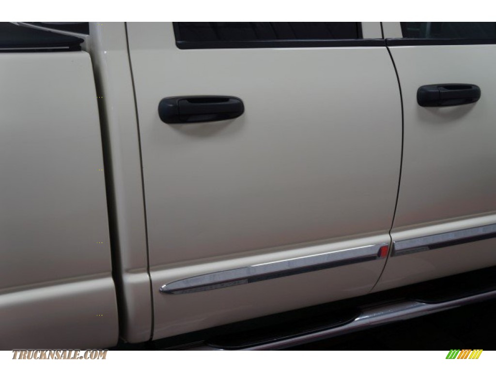 2008 Ram 1500 Big Horn Edition Quad Cab 4x4 - Bright White / Medium Slate Gray photo #45