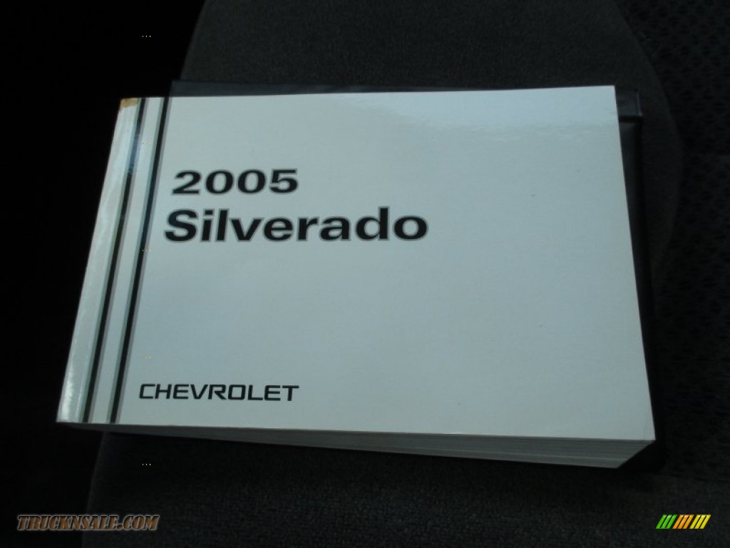 2005 Silverado 2500HD LS Extended Cab 4x4 - Black / Dark Charcoal photo #28