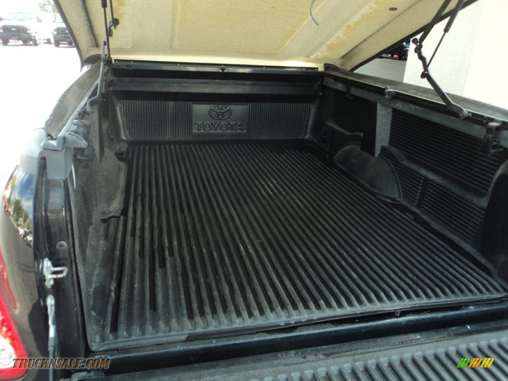 2003 Tundra SR5 Access Cab 4x4 - Black / Oak photo #24