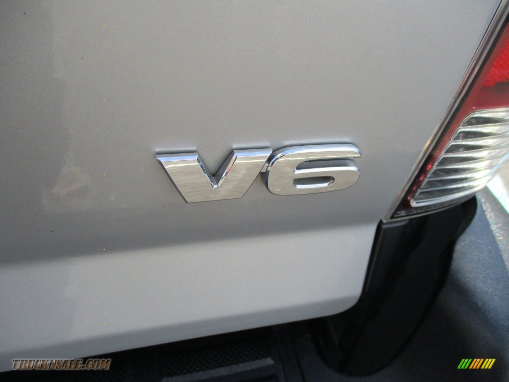 2013 Tacoma V6 SR5 Double Cab 4x4 - Silver Streak Mica / Graphite photo #7