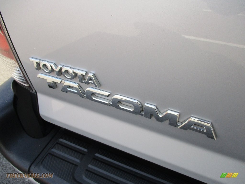 2013 Tacoma V6 SR5 Double Cab 4x4 - Silver Streak Mica / Graphite photo #9