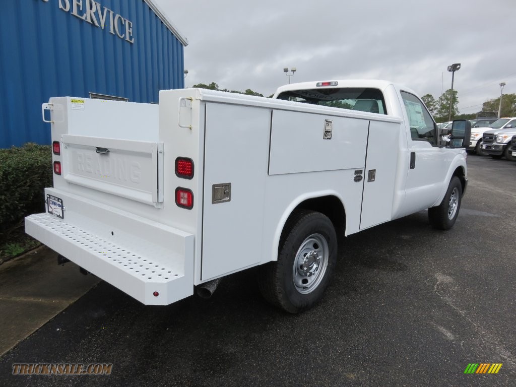 2016 F250 Super Duty XL Regular Cab Chassis - Oxford White / Steel photo #3