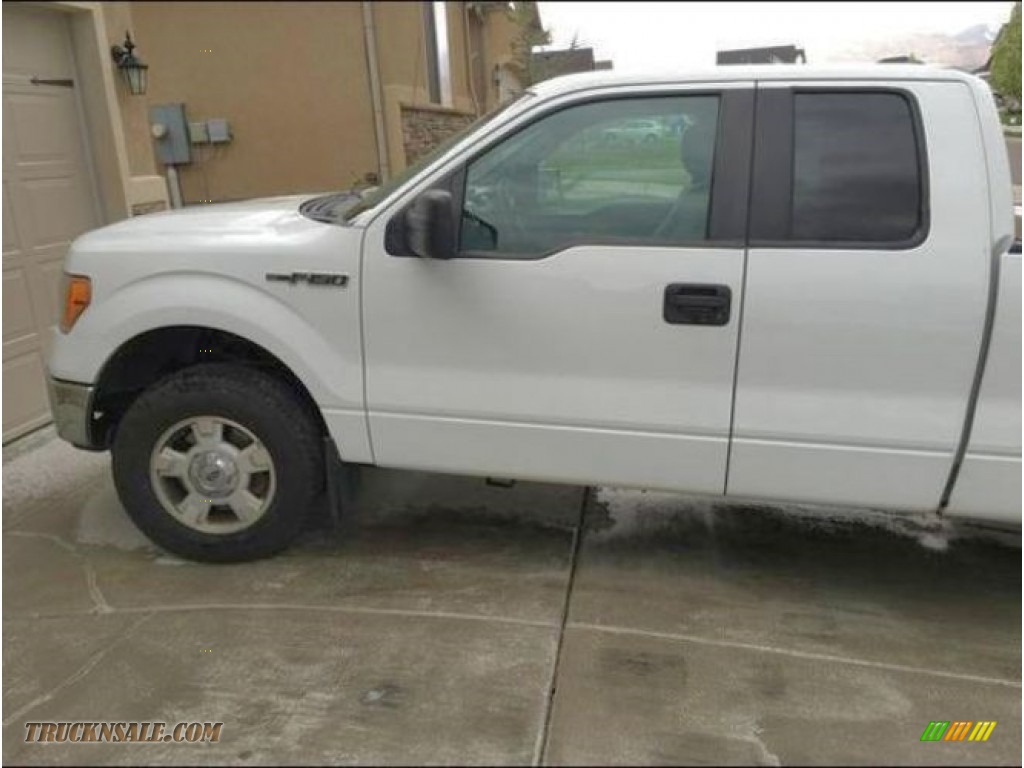 Oxford White / Steel Gray Ford F150 XLT SuperCab 4x4