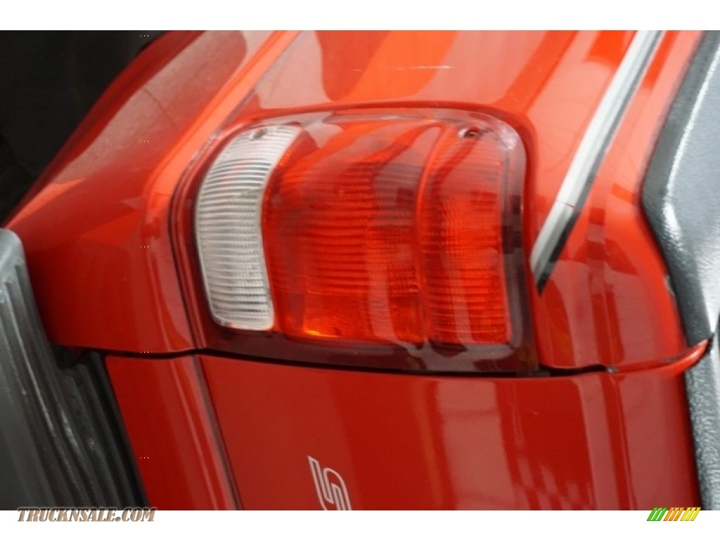 2000 Ranger XLT Regular Cab - Bright Red / Medium Graphite photo #51