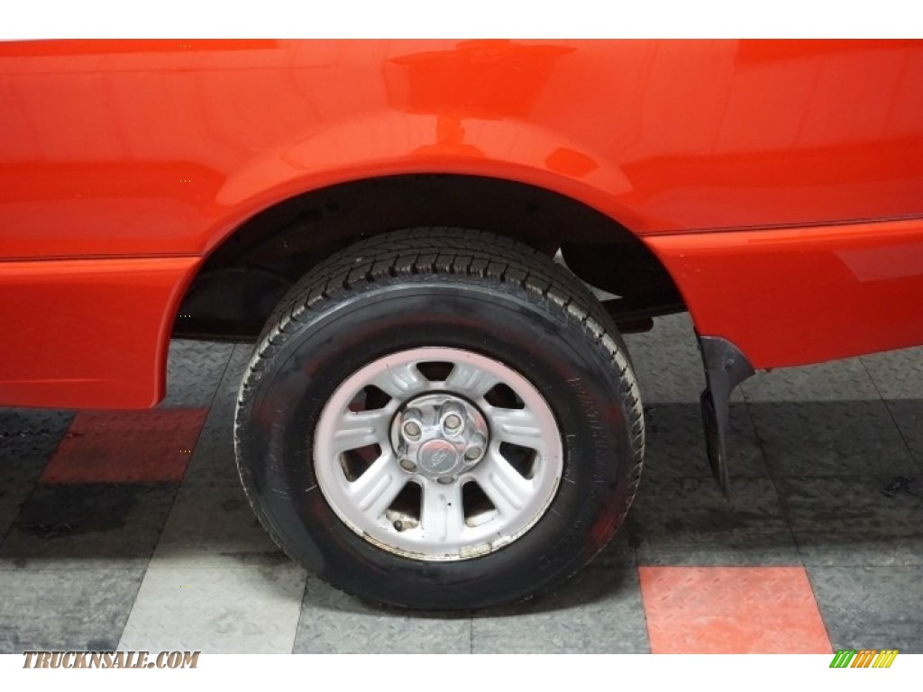 2000 Ranger XLT Regular Cab - Bright Red / Medium Graphite photo #58