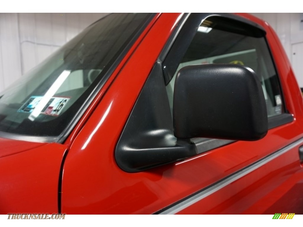 2000 Ranger XLT Regular Cab - Bright Red / Medium Graphite photo #61
