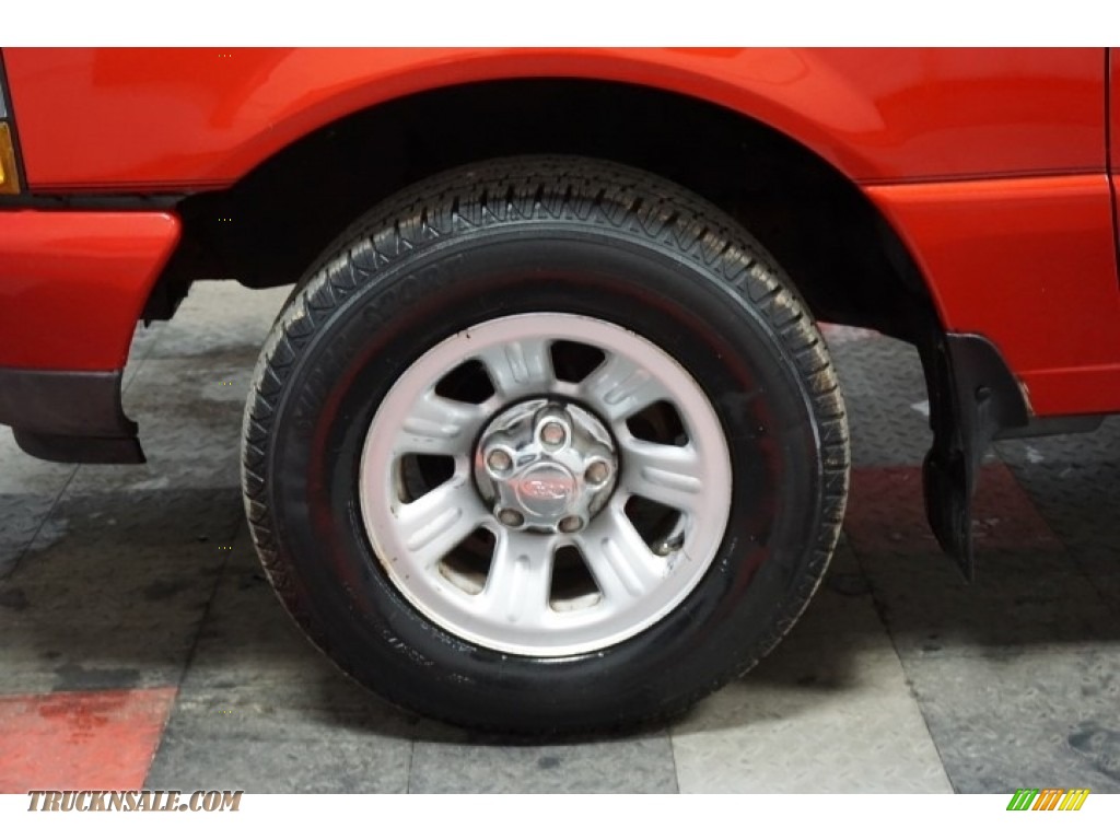 2000 Ranger XLT Regular Cab - Bright Red / Medium Graphite photo #65