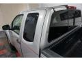 Nissan Frontier SE King Cab 4x4 Radiant Silver photo #85