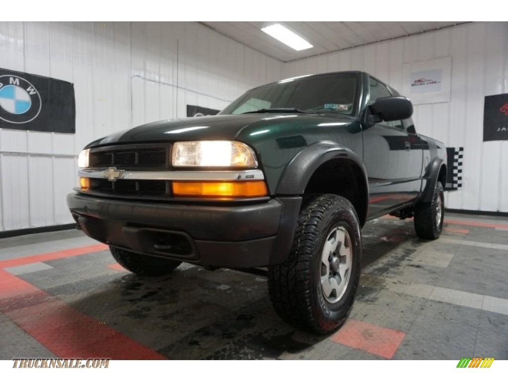 2001 S10 ZR2 Extended Cab 4x4 - Forest Green Metallic / Graphite photo #3