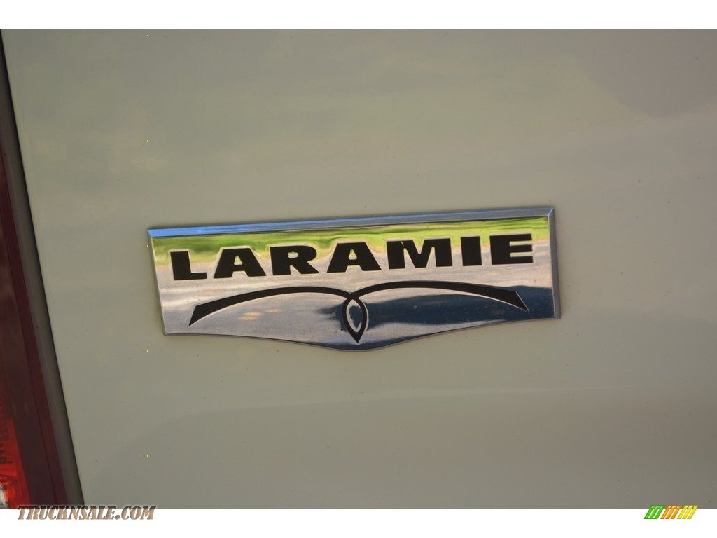 2012 Ram 1500 Laramie Crew Cab 4x4 - Bright White / Light Pebble Beige/Bark Brown photo #6