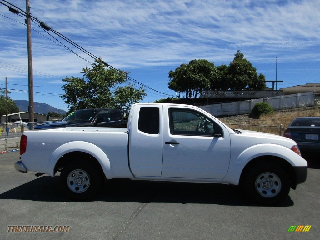 2012 Frontier S King Cab - Avalanche White / Steel photo #8
