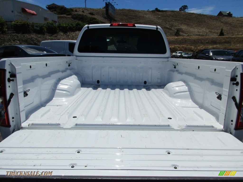 2012 Frontier S King Cab - Avalanche White / Steel photo #22