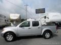 Nissan Frontier LE Crew Cab 4x4 Radiant Silver photo #2