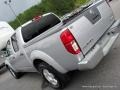 Nissan Frontier LE Crew Cab 4x4 Radiant Silver photo #32