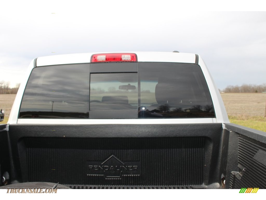 2012 Ram 1500 SLT Quad Cab - Bright Silver Metallic / Dark Slate Gray/Medium Graystone photo #27