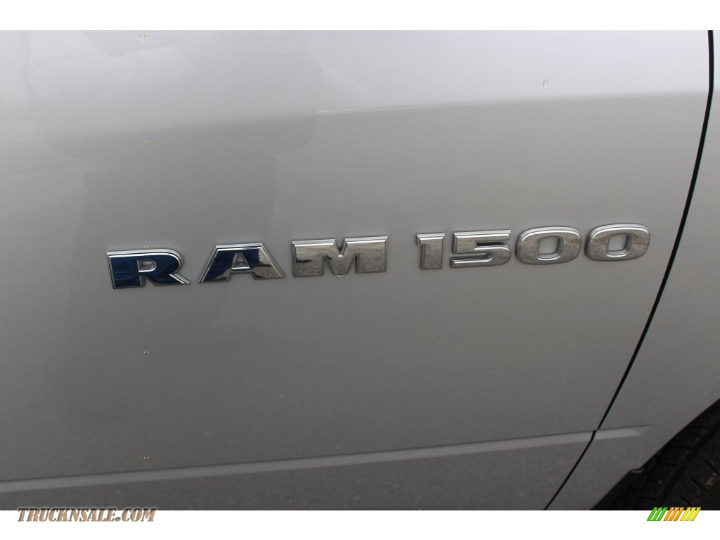2012 Ram 1500 SLT Quad Cab - Bright Silver Metallic / Dark Slate Gray/Medium Graystone photo #29