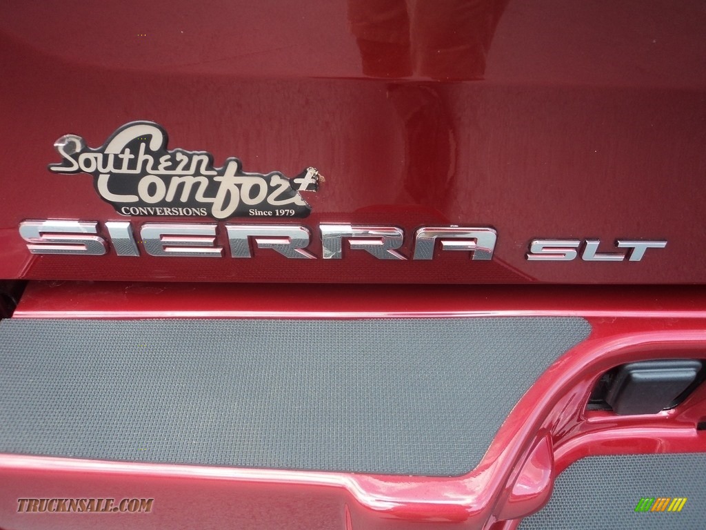 2007 Sierra 1500 SLT Crew Cab 4x4 - Onyx Black / Very Dark Cashmere/Light Cashmere photo #31