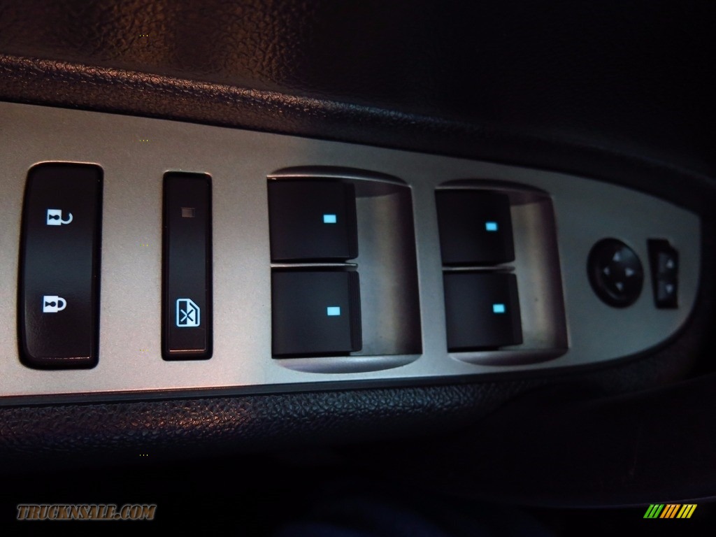 2011 Silverado 1500 LT Extended Cab 4x4 - Steel Green Metallic / Light Titanium/Dark Titanium photo #29
