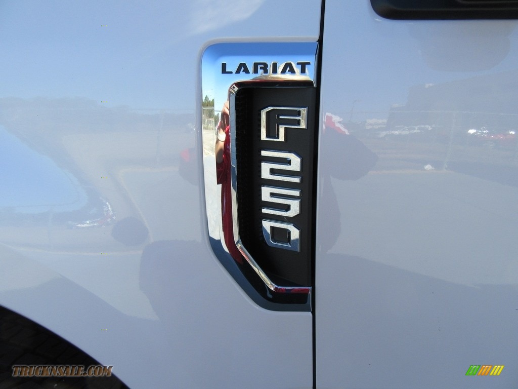 2017 F250 Super Duty Lariat Crew Cab 4x4 - White Platinum / Black photo #14