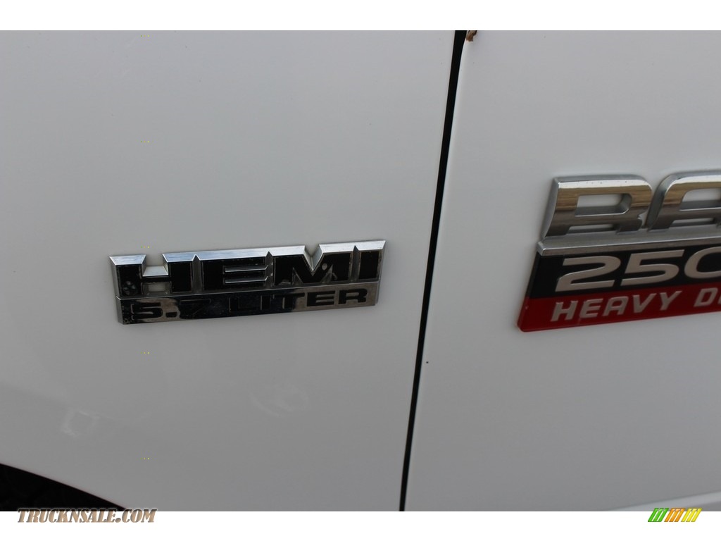 2012 Ram 2500 HD ST Crew Cab 4x4 - Bright White / Dark Slate/Medium Graystone photo #29