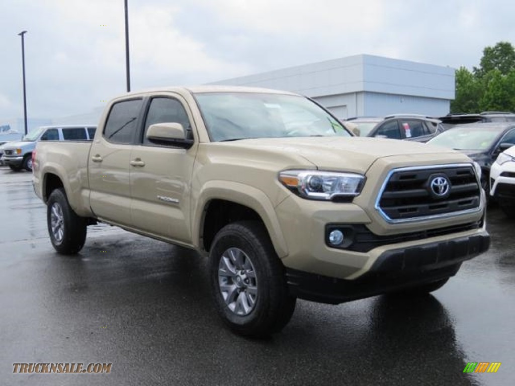 Quicksand / Black Toyota Tacoma SR5 Double Cab 4x4