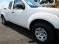 Nissan Frontier S King Cab Avalanche White photo #44