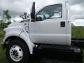 Ford F650 Super Duty Regular Cab Chassis Oxford White photo #5