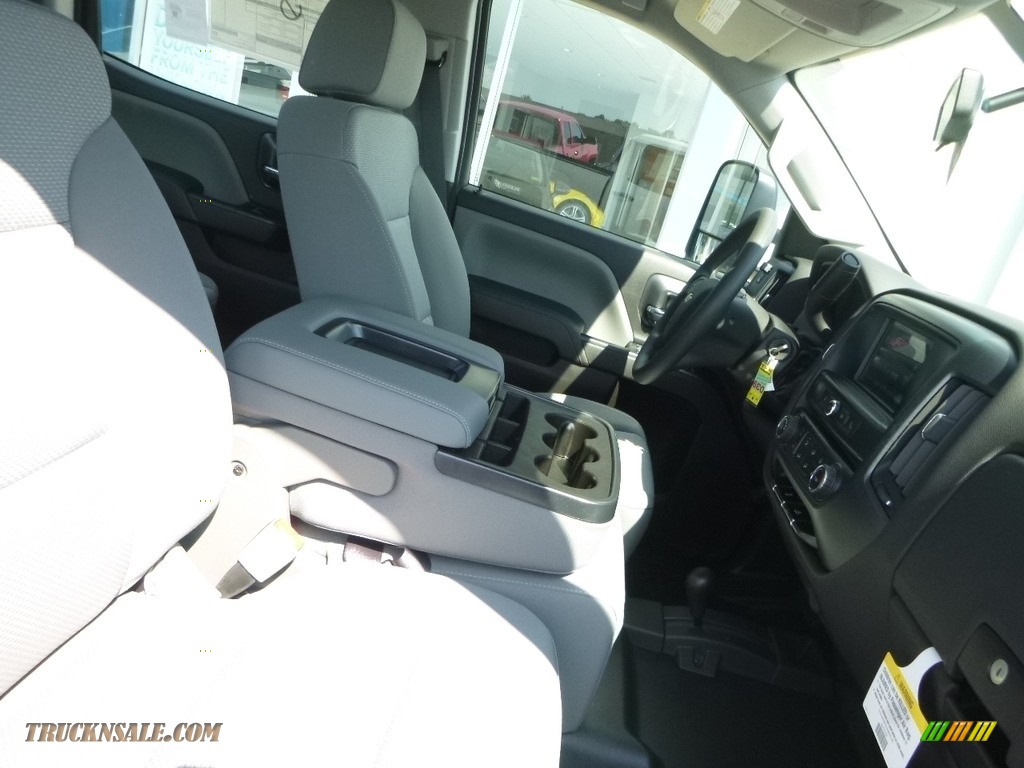 2018 Silverado 2500HD Work Truck Crew Cab 4x4 - Summit White / Jet Black photo #8