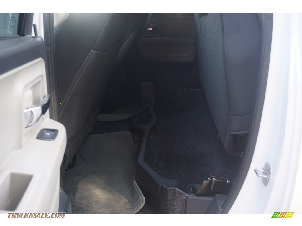 2012 Ram 1500 SLT Quad Cab 4x4 - Bright White / Dark Slate Gray/Medium Graystone photo #21