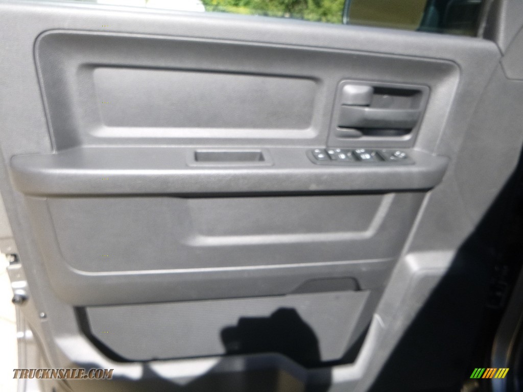 2012 Ram 1500 ST Quad Cab 4x4 - Mineral Gray Metallic / Dark Slate Gray/Medium Graystone photo #15
