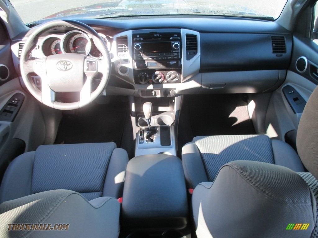 2012 Tacoma V6 SR5 Double Cab 4x4 - Magnetic Gray Mica / Graphite photo #25