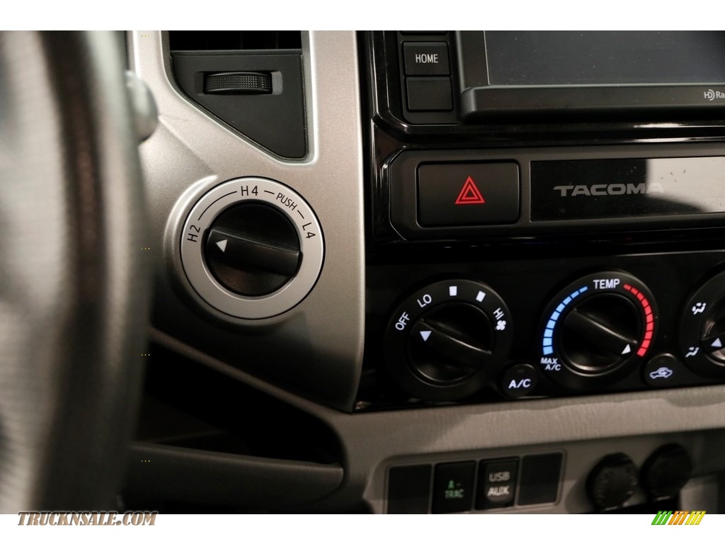 2015 Tacoma V6 Double Cab 4x4 - Black / Graphite photo #12