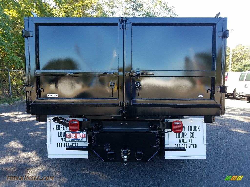 2018 Silverado 3500HD Work Truck Crew Cab 4x4 Chassis - Summit White / Dark Ash/Jet Black photo #5