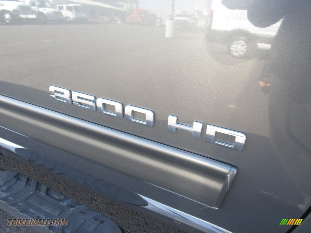 2011 Silverado 3500HD LTZ Crew Cab 4x4 - Mocha Steel Metallic / Dark Cashmere/Light Cashmere photo #46