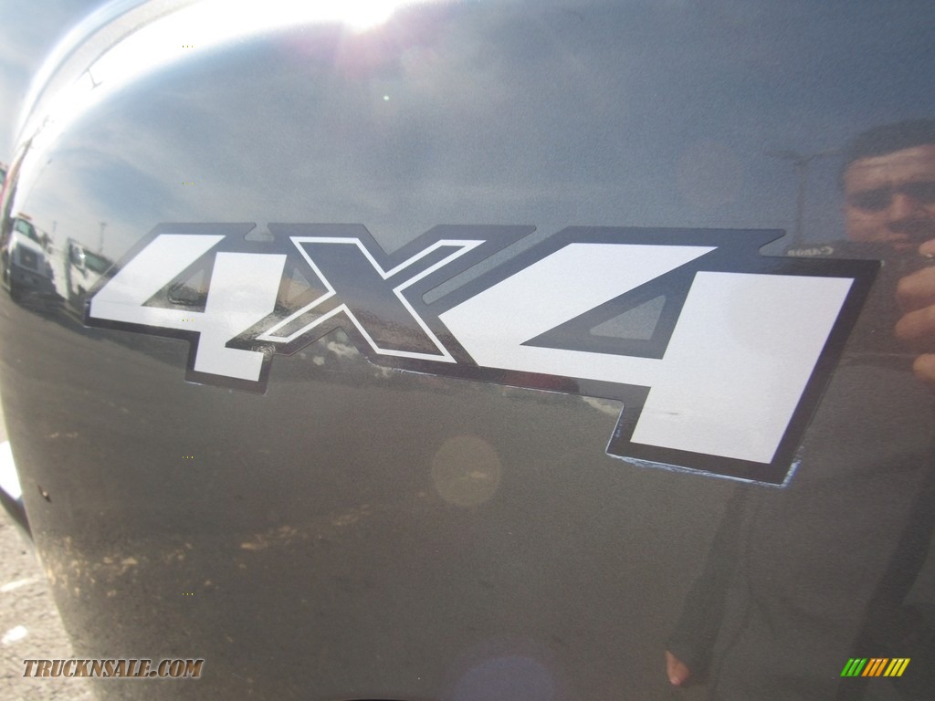 2011 Silverado 3500HD LTZ Crew Cab 4x4 - Mocha Steel Metallic / Dark Cashmere/Light Cashmere photo #47