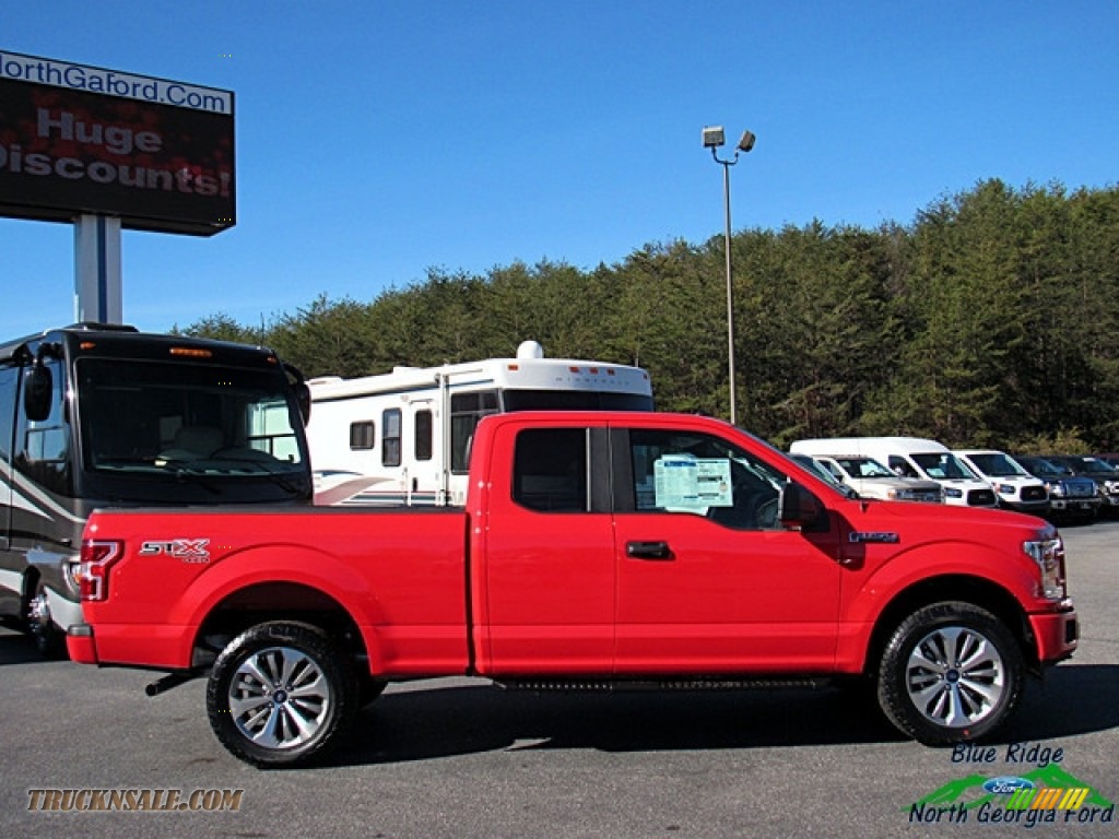 2018 F150 XL SuperCab 4x4 - Race Red / Earth Gray photo #6